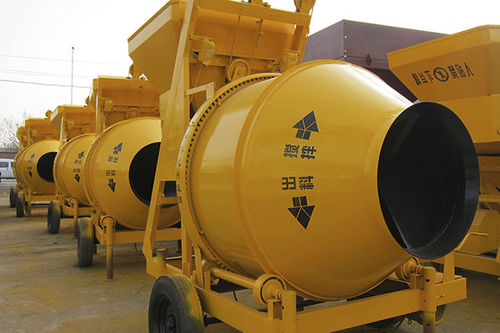 Мобильная бетономешалка - JZC series - Henan YCZG Machinery Manufacture Co.Ltd - с реверсированием