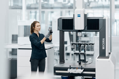Машина для трехмерных измерений портальный - MICURA - ZEISS Métrologie et Microscopie Industrielle - с управлением от компьютера / для небольших деталей / для контроля качества