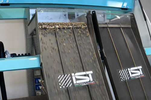 Сортирующее устройство для пищевой промышленности - I.S.T. ITALIAN SORTING TECHNOLOGIES - для переработки / оптическое / для пластмасс