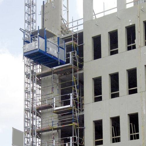 Реечный грузовой подъемник - Super-Lift LX - Böcker Maschinenwerke GmbH - для строительства / для строительства / с платформой