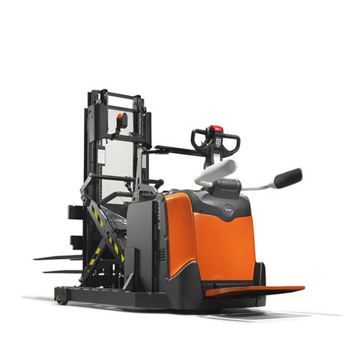Штабелер с выдвижным вилочным захватом - BT Staxio SPE120XRD - Toyota Material Handling - электрический / с платформой для оператора / 24 В