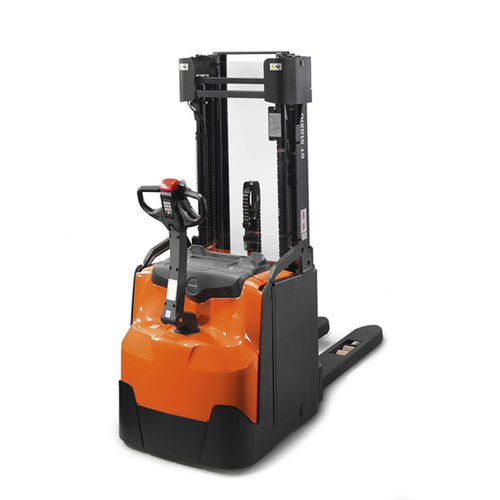 Электрический штабелер - BT Staxio SWE145 - Toyota Material Handling - с пешим оператором / 24 В / для складов