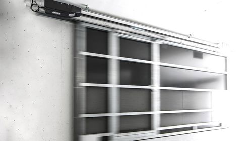 Автоматическая система для откатных ворот - Industrial - Gilgen Door Systems AG