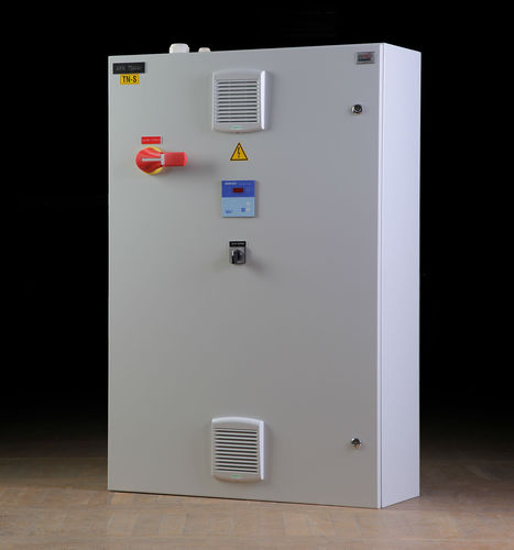 Распределительный шкаф для распределения - Electric Power Engineering - по индивидуальным замерам / напольное крепление / промышленный
