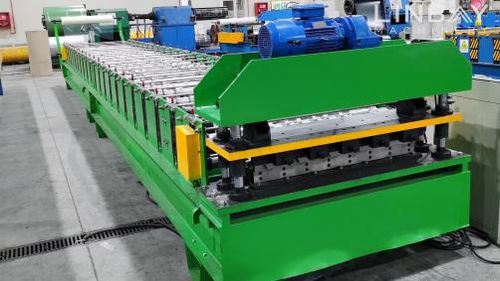 Профильный каландр для кровельной панели - WUXI LINBAY MACHINERY CO.,LTD