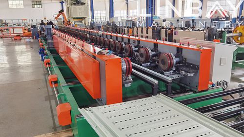Профильный каландр для кабельного лотка - WUXI LINBAY MACHINERY CO.,LTD - автоматический