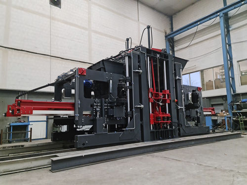 Машина для производства блоков из бетона - SUMAB R-1500 - Scandinavian UK Machines AB - автоматическая / стационарная