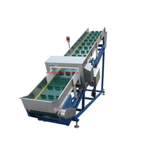 Плоский детектор металлов - Ningbo QE Granulators Limited - для конвейера / для пластиковых материалов / для перерабатывающей промышленности