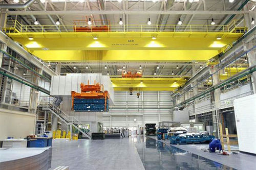 Двухбалочный мостовой кран - Henan Kuangshan Crane Co., Ltd. - из алюминия / для легкого груза / для складов