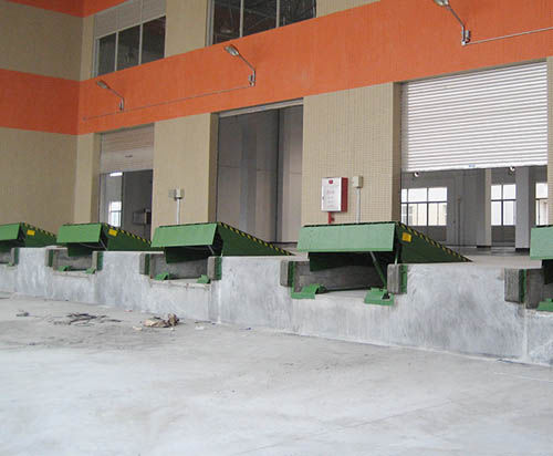 Гидравлическая уравнительная платформа - Guangdong Sunli Intelligent Logistics Equipment Co., Ltd. - с телескопическим выступом