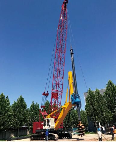 Буровая установка для глубокого бурения - SD2200 - SINOVO HEAVY INDUSTRY CO., LTD. - гусеничная / поворотная / Caterpillar