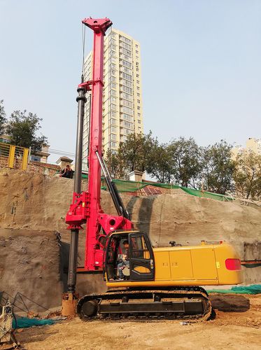 Поворотная буровая установка - TR60 - SINOVO HEAVY INDUSTRY CO., LTD. - CUMMINS / гидравлическая / телескопическая