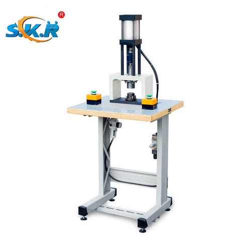 Швейно-сварочная машина для нетканых материалов - NK-CMM04 - GD SCARA ROBOT CO., LTD. - для защитных масок / фиксированная / автоматическая