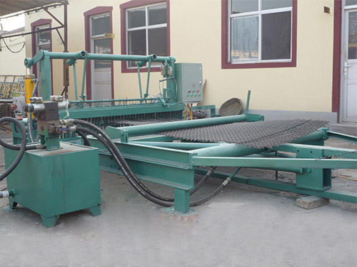 Ткацкий станок гофрированной проволочной сетки - Anping County Hengtai Wire Mesh Machine Produce Co., Ltd.
