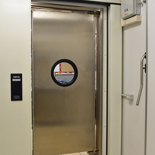 Створчатый ворота - FLAP INOX - Apostoli Daniele srl - из нержавеющей стали / для использования в помещениях / для супермаркета