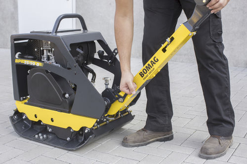 Реверсивная вибрирующая пластинка - BPR 25/50  - BOMAG