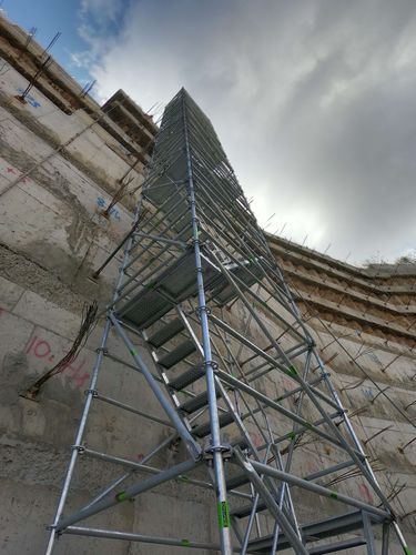 Прямая лестница - UNISCAFF - OZLER FORMWORK AND SCAFFOLDING SYSTEMS - из стали