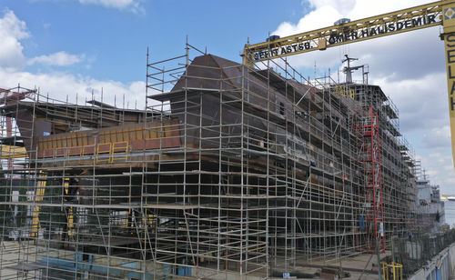 Фиксированный строительные леса - UNISCAFF SHIPYARD - OZLER FORMWORK AND SCAFFOLDING SYSTEMS - для фасада / модульный