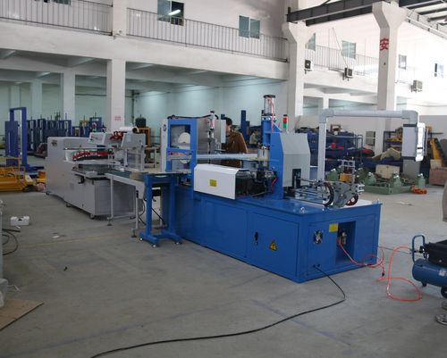 Автоматическая обверточная машина - Shanghai Fhope machinery co.,ltd - для катушки кабеля / с тоннелем для усадки