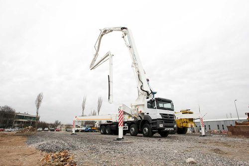 Автобетононасос для строительства - Pİ 130 30 ZX - Pi Makina Construction Machines