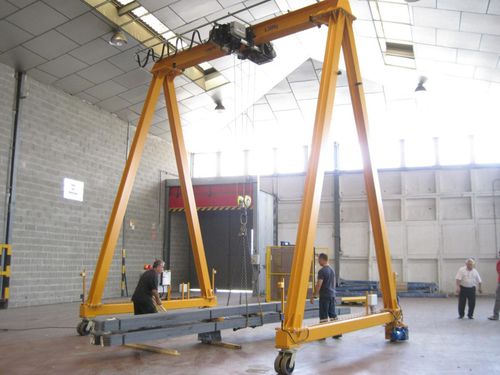 Самоходный козловой кран - WGR  - VINCA EQUIPOS INDUSTRIALES - для высоких нагрузок