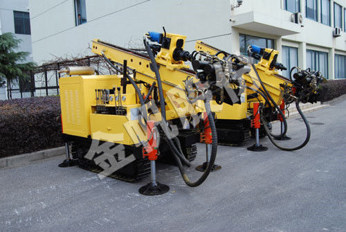 Гусеничная буровая установка - YGL-50(Q) - WUXI JINFAN DRILLING EQUIPMENT CO.,LTD. - для каротажа / многофункциональная / поворотная