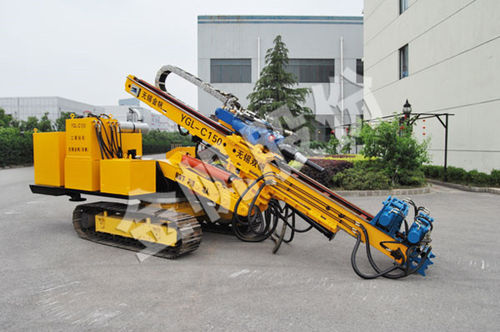 Гусеничная буровая установка - YGL-C150 - WUXI JINFAN DRILLING EQUIPMENT CO.,LTD. - для укрепления туннеля / для исследования / геотехническая