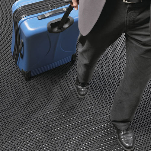 Невпитывающий коврик - 599 Oct-O-Flex™ - Justrite Safety Group - модульный / из каучука / для зон интенсивного трафика
