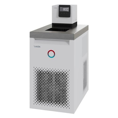 Термостатическая баня с охлаждением - Universa U 830 E - LAUDA DR. R. WOBSER GMBH & CO. KG - с цифровым индикатором / циркуляционная / автоматическая