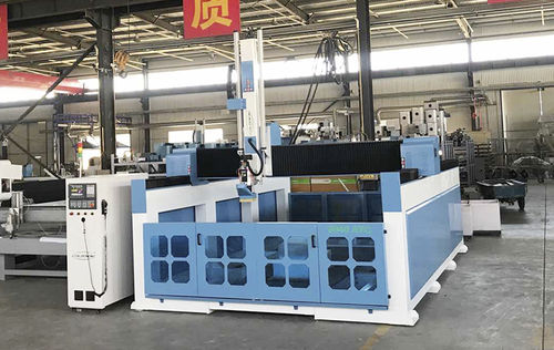 Станок для изготовления скульптур по дереву - igoldencnc