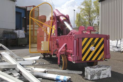 Упаковочный пресс для металлов - McIntyre 5025 Bigfoot - JMC Recycling Systems Ltd - с вертикальной камерой / с боковой загрузкой / мобильный