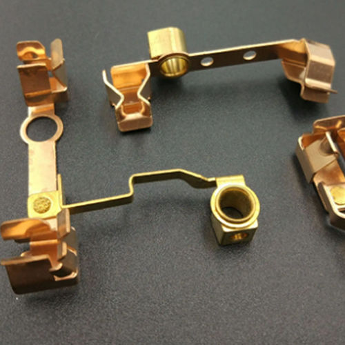 Штамповка холодным способом - HLC METAL PARTS LTD - свободная / латунь / для шинопровода