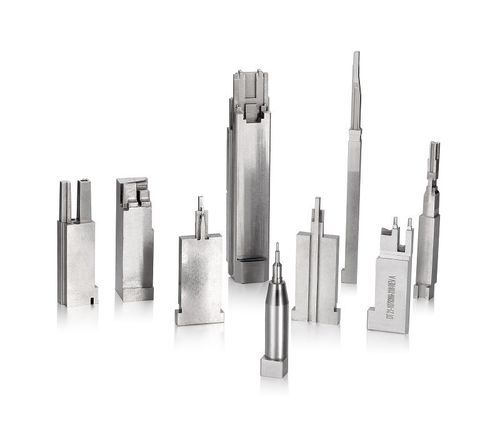 Вставка из вольфрама - HLC METAL PARTS LTD - резьбовая / из стали / на заказ