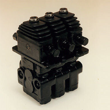Клапан с контролируемым приводом - TH40P - Kawasaki Industrial Equipment - для управления приводом / пилотный / для масла