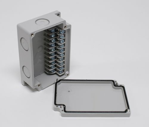 Настенная соединительная коробка - DS-MTB-10P - DSE, Inc. - с замедлителем пламени / IK 10 / IP67