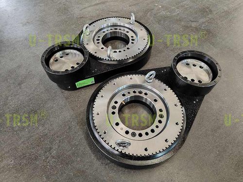 Компактный поворотный привод - 2-S-I-O-0229 - Unique Transmission Equipment(Luoyang)Co., LTD