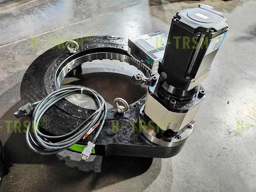 Поворотный привод - S-I-O-0411 - Unique Transmission Equipment(Luoyang)Co., LTD