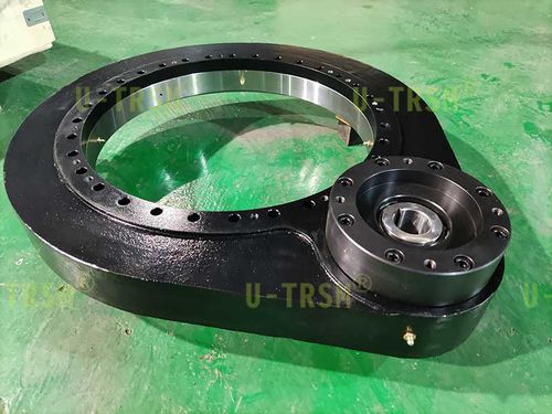 Поворотный привод - S-II-O-0541 - Unique Transmission Equipment(Luoyang)Co., LTD