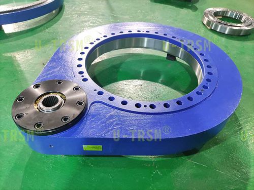 Поворотный привод высокая нагрузка - S-III-O-0648 - Unique Transmission Equipment(Luoyang)Co., LTD - с большим моментом