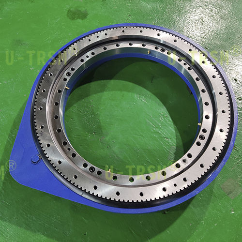 Одиночный поворотный привод - S-II-O-0541 - Unique Transmission Equipment(Luoyang)Co., LTD