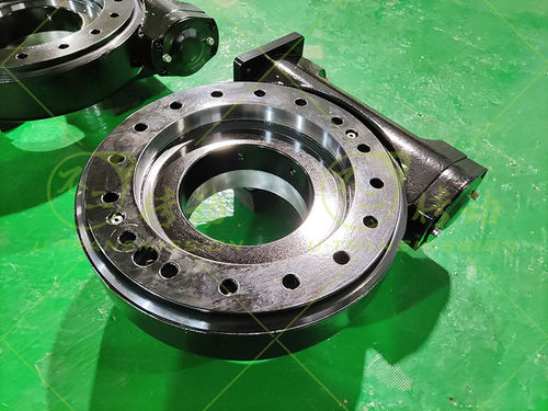 Поворотный привод со шнеком - SE9 - Unique Transmission Equipment(Luoyang)Co., LTD