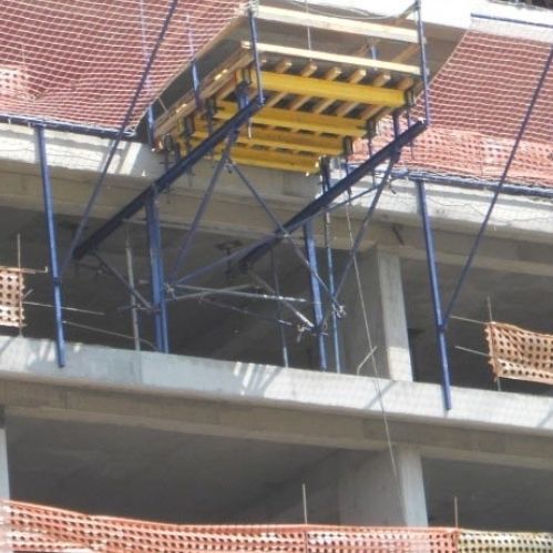Грузовой подъемник для строительства - ASYAPI scaffolding - с платформой