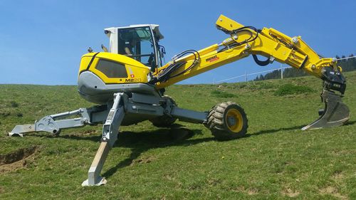 Промежуточный экскаватор - M220 - Menzimuck - на колесах / дизельный / типа паук