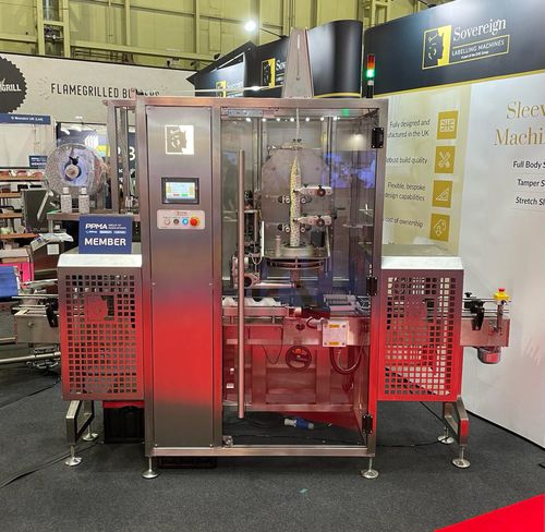 Автоматическая машина для нанесения рукавной этикетки - Sovereign Labelling Machines Limited - для упаковок бутылок / для бутылок / для гибкого шланга