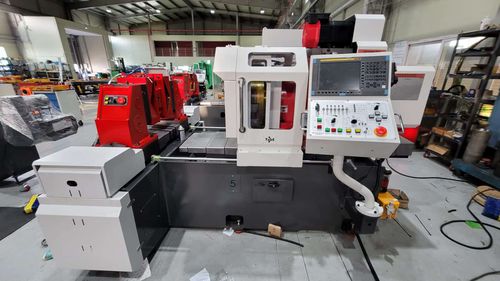 Обрабатывающий центр ЧПУ 2 оси - MASTER™ TGB 24 CNC - Revolution Machine Tools - горизонтальный / для фрезерования / для нарезания резьбы