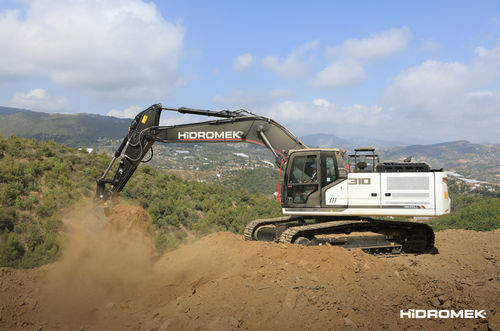 Промежуточный экскаватор - HMK 310 LC - HIDROMEK co. - гусеничный / дизельный / для строительной площадки