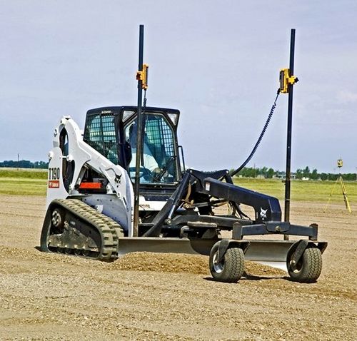 Нивелировщик для строительства - BOBCAT