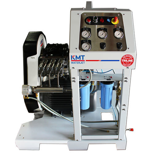 Насос с погружным поршнем - TRILINE®  - KMT GmbH - KMT Waterjet Systems - для воды / электрический / стационарный