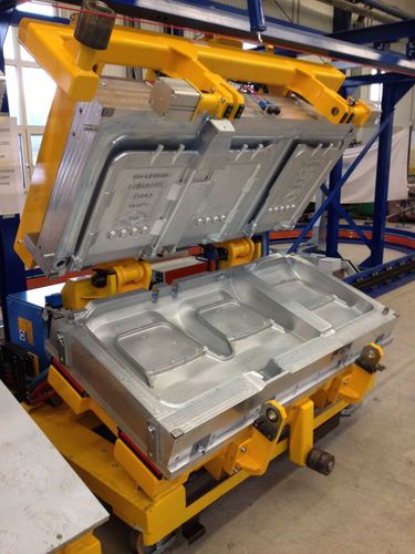 Транспортер для форм - PURe Floor - FRIMO Group GmbH