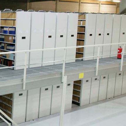 Стеллаж большой высоты - COMPACTUS® series - Bruynzeel Storage System - для офиса / с полкой / мобильный